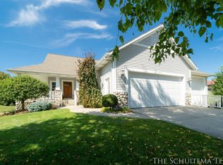 4591 Stable Dr, Hudsonville, MI 49426