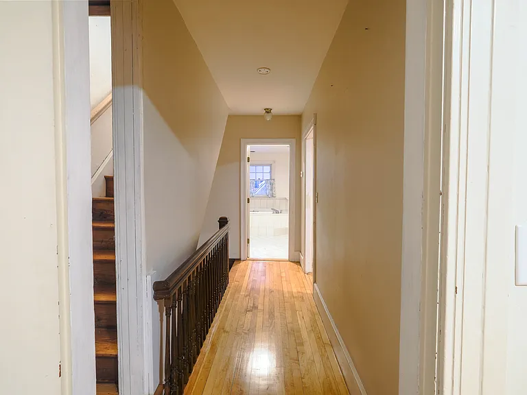76 Walnut St — Photo 19