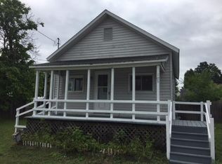 105 North St, Cheboygan, MI 49721