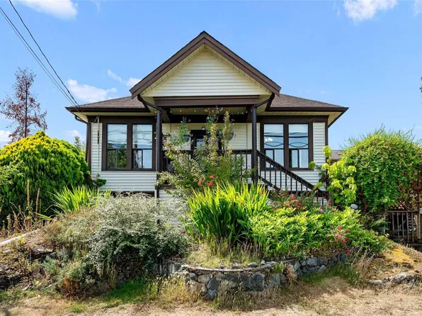 1439 Haultain St, Victoria, BC V8R 2J8