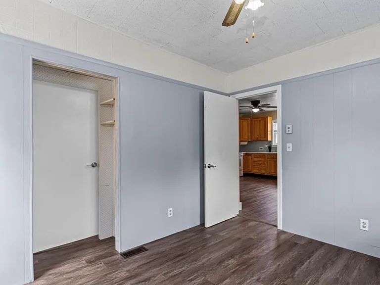 446 Coe St #1 — Photo 10
