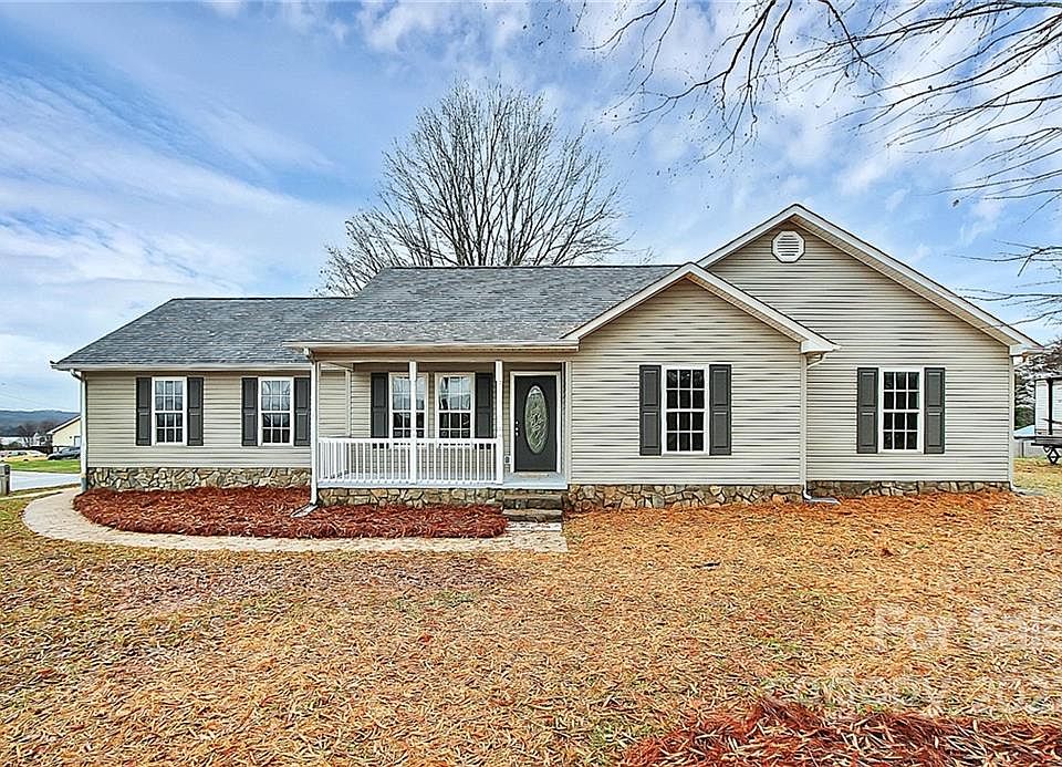 1st image of 2726 River Village Ln