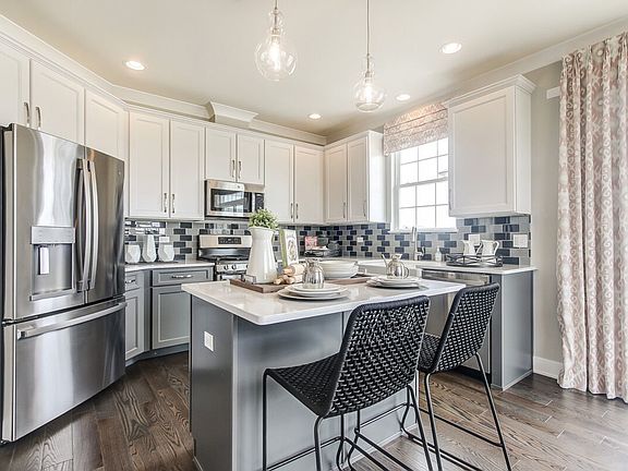 2nd image of 450 Bluff Avenue Lot #13.01