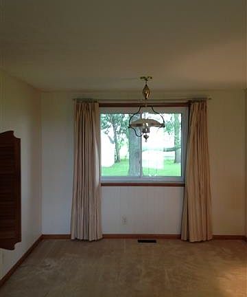 4th image of 803 W County Road 200 S