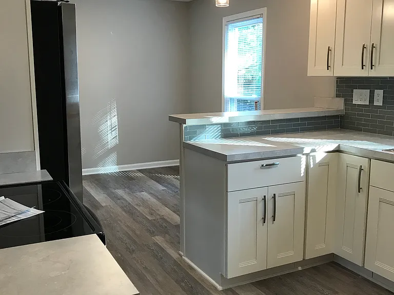 1000 Harmony Landing Rd — Photo 6