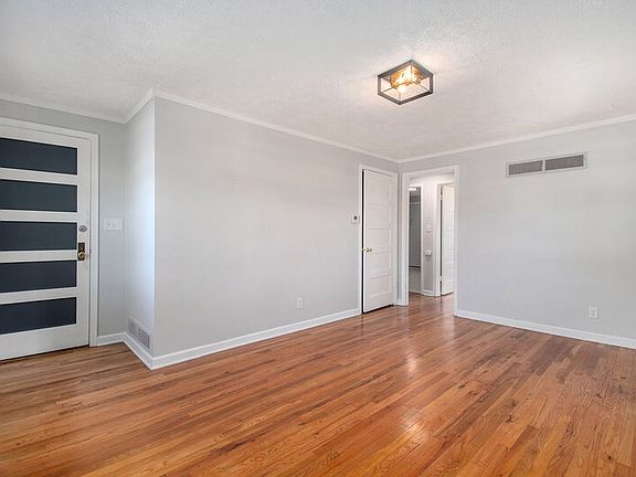 3rd image of 5517 NW Radial Hwy