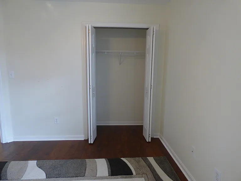 2205 Barrington Ln — Photo 30