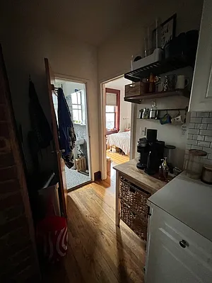 Rented by Manhattan Dwelling Corporation | media 6