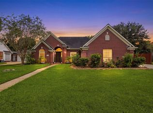 20007 Powerscourt Dr, Humble, TX 77346