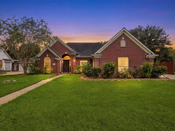 20007 Powerscourt Dr, Humble, TX 77346