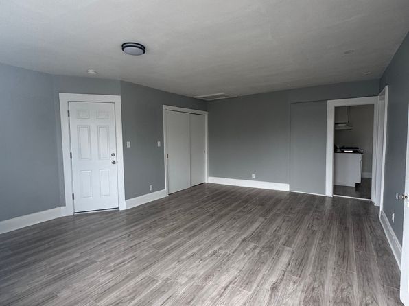 447 Naugatuck Ave #2R