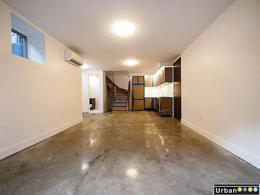 Rented by Aegis Realty Management Corp | media 21