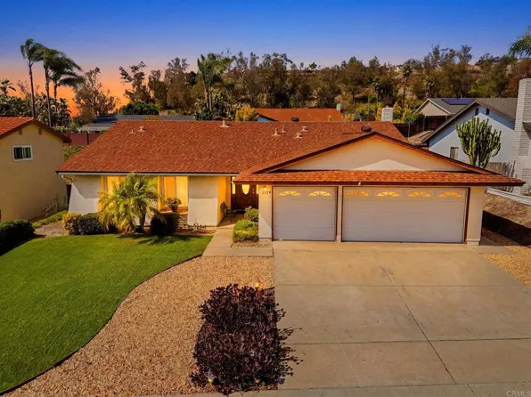 2324 Valley Lake Dr, El Cajon, CA 92020
