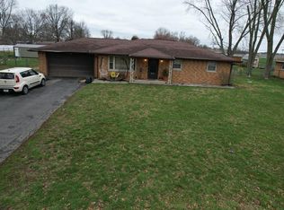1064 Dacia St, Taylorsville, IN 47280