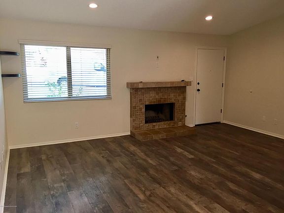 4th image of 415 Violet Ave Unit K