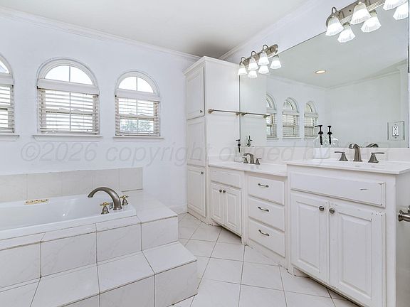 5th image of 4104 Escondido Pl