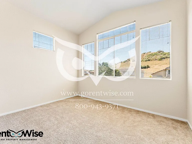 406 Grenadine Way — Photo 48