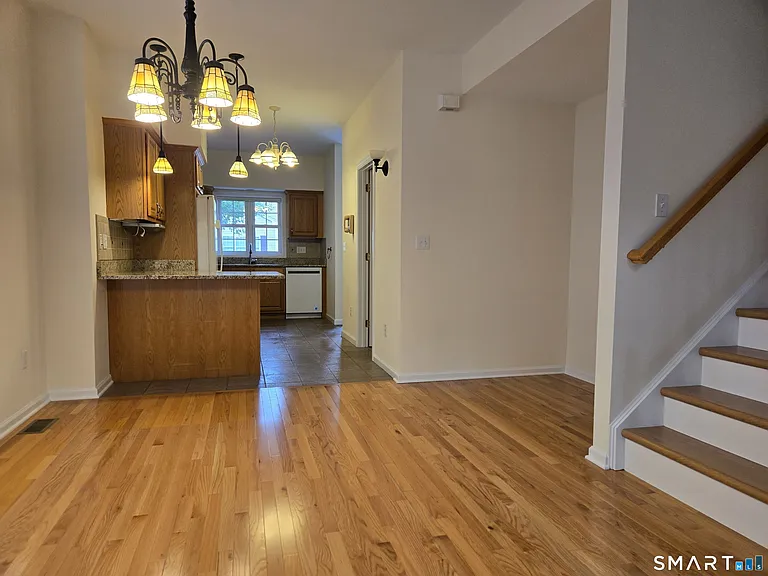 511 Elm St #9-1 — Photo 13