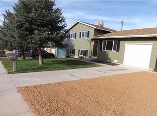 2910 Del Mar Cir, Colorado Springs, CO 80910
