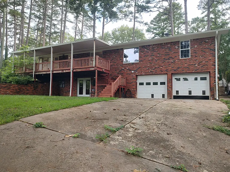 8109 Chicot Acres — Photo 3