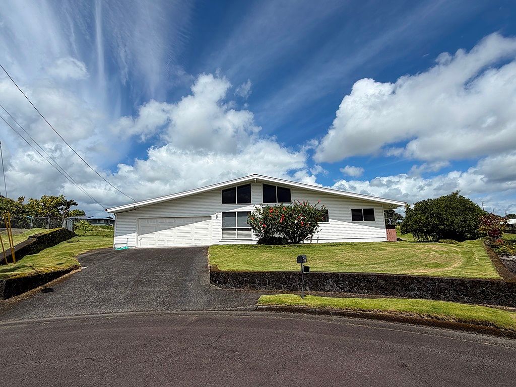 408 Leomele Pl, Hilo, HI 96720 | Zillow
