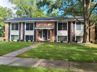 821 Carrier Creek Blvd NE #3, Grand Rapids, MI 49503