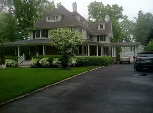 6 Keofferam Rd, Old Greenwich, CT 06870