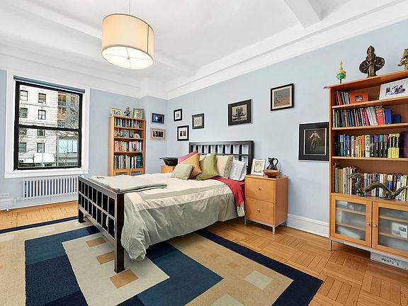 2nd image of 215 W 92nd St APT 2D