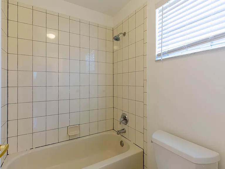 2316 Waburton Ter — Photo 14