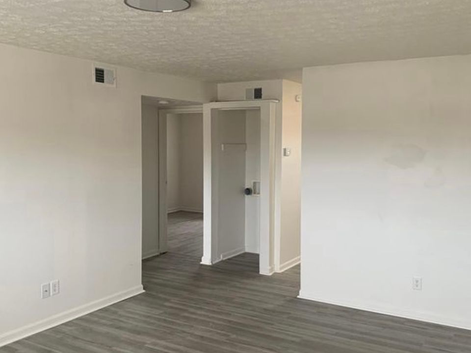 286 Elmwood Dr APT 5, Radcliff, KY 40160 Zillow