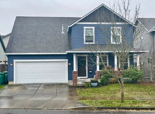 306 W Hazelnut Dr, Newberg, OR 97132