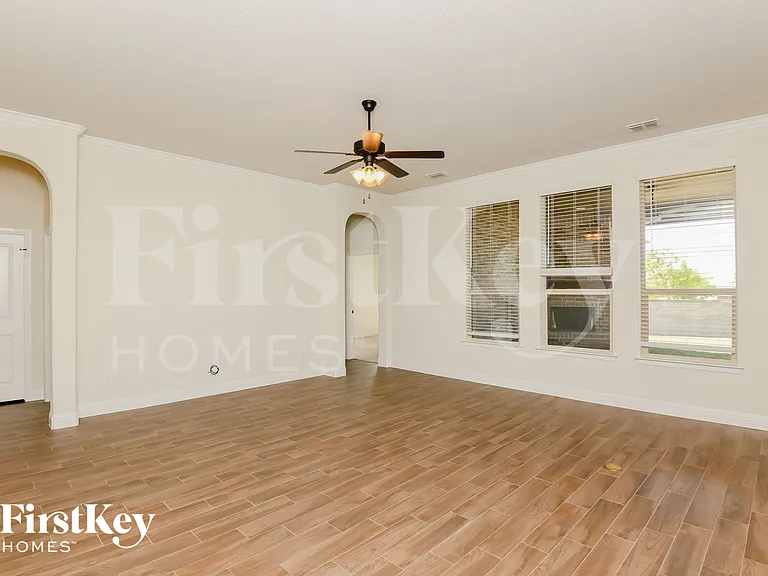 15229 Holly Bay Ct — Photo 3