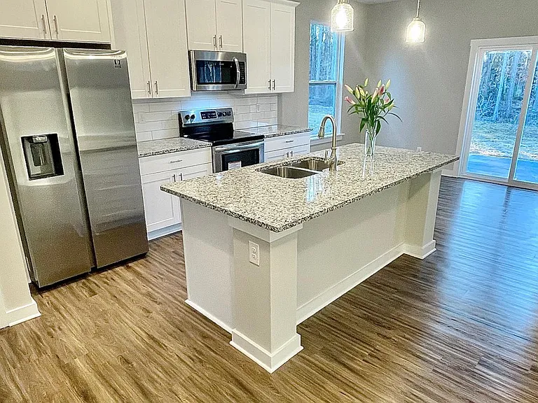 2307 Tanfield Dr — Photo 2