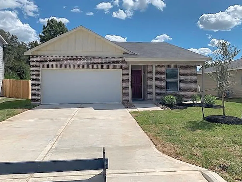15528 Briar Forest Dr