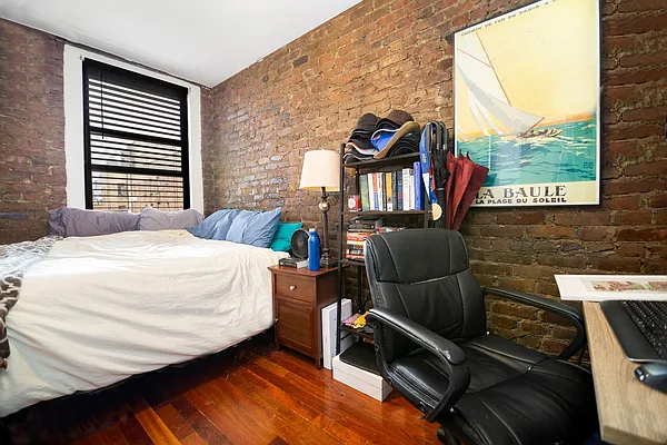 Rented by REAL New York | media 10