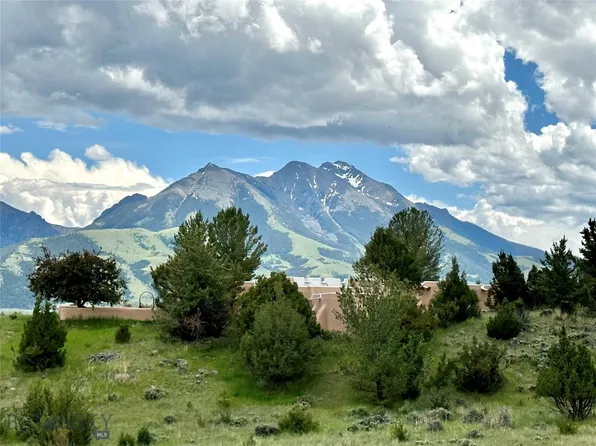 21 Gemini Rd, Emigrant, MT 59027