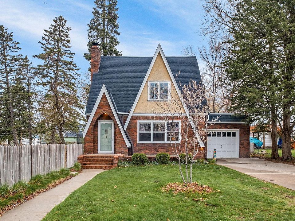 1st image of 2663 17th Ave E