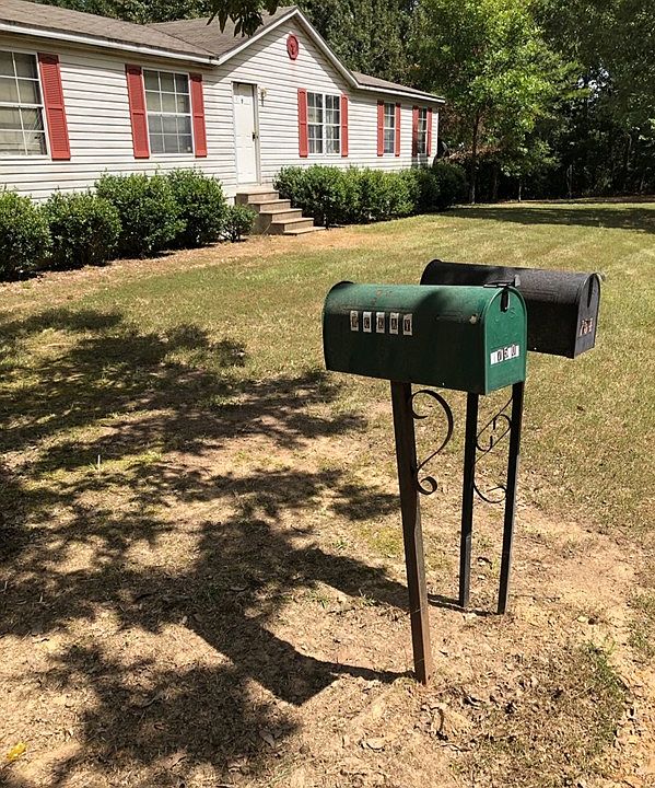 2nd image of 750 County Road 215