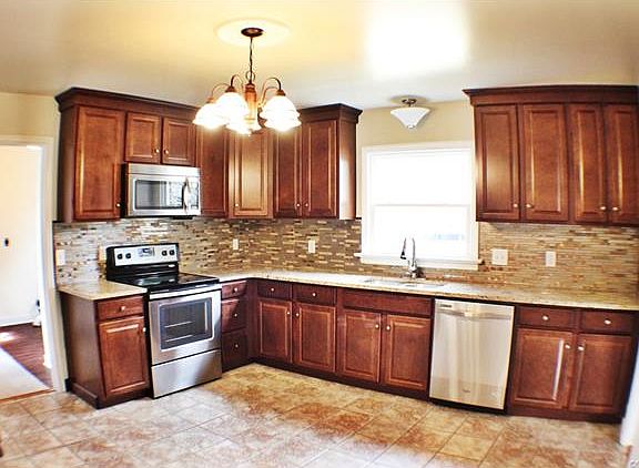 2nd image of 9712 Alfaree Rd
