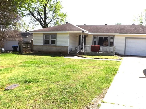 4820 S V St, Fort Smith, AR 72903