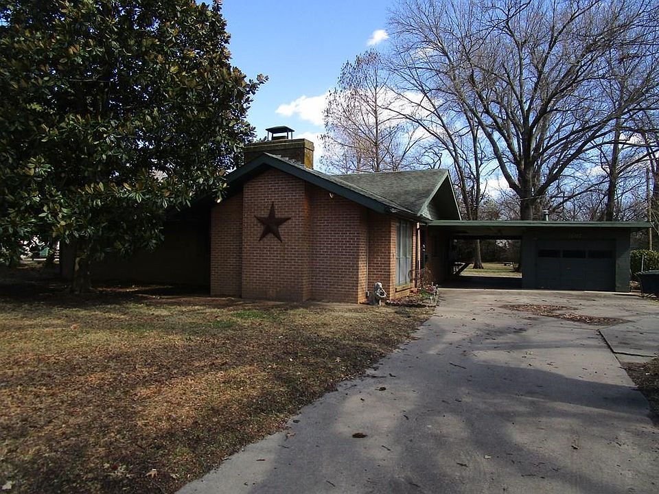 1st image of 1607 S College Ave