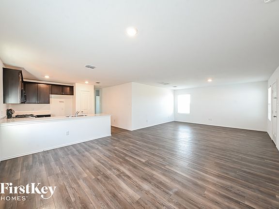 4th image of 5751 Barbaro Dr