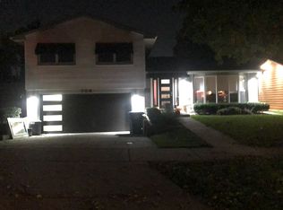 756 Sandy Ln, Des Plaines, IL 60016