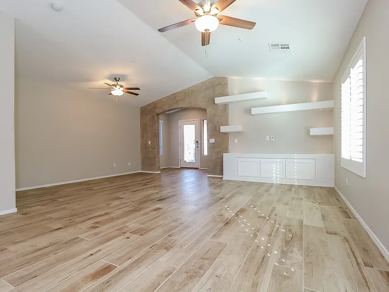 12751 W Desert Mirage Dr — Photo 4