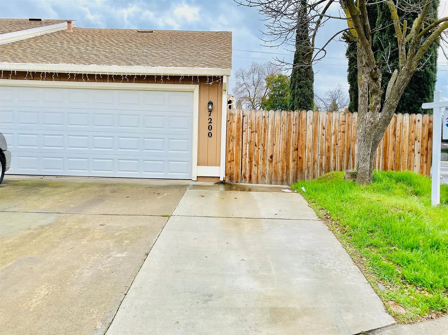 7200 Willowwest Ct photo 1