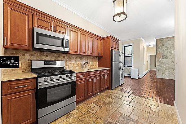 1st image of 731 Mac Donough St #3