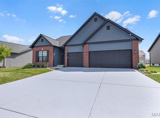 2604 Windsor Crest Ct, Shiloh, IL 62221