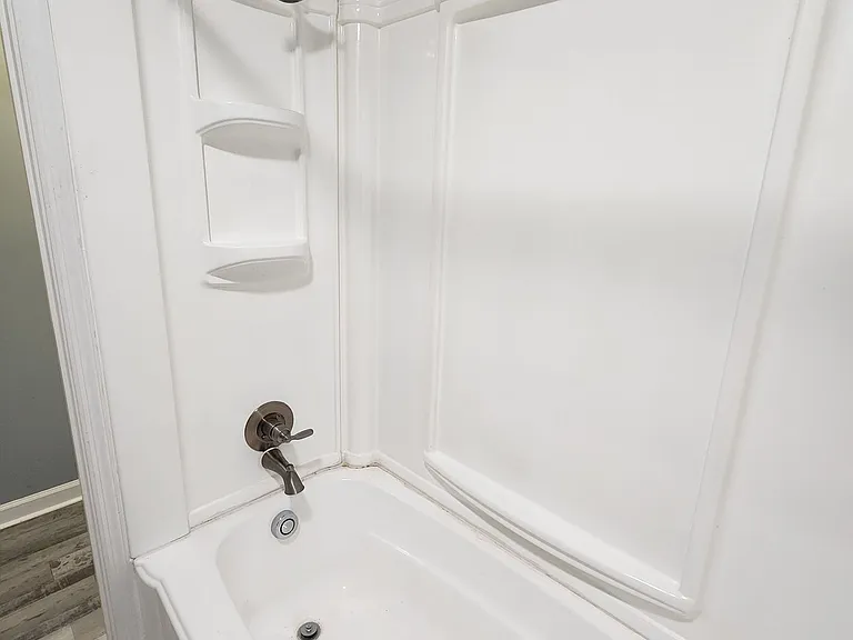 202 Woodruff St #13 — Photo 7