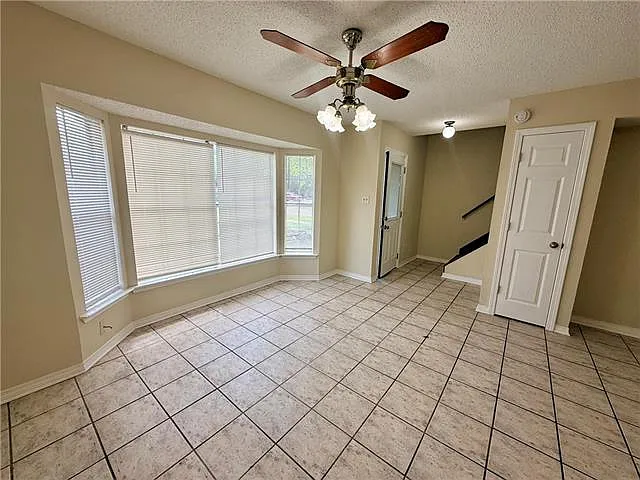 1507 Savannah Dr — Photo 9
