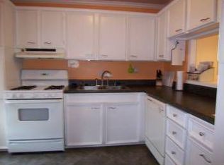 10244 Iron Mill Rd, North Chesterfield, VA 23235